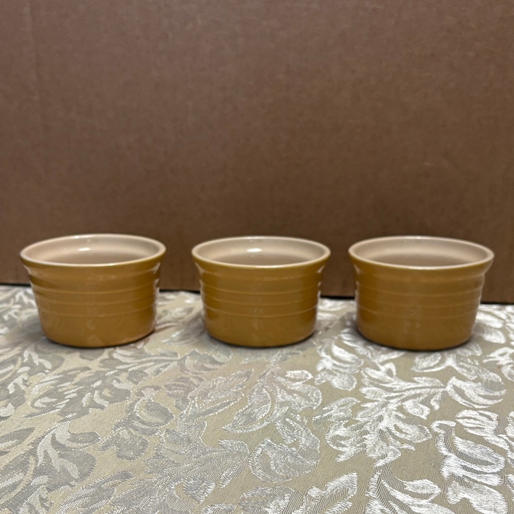 Le Creuset Yellow Stoneware Ramekin Trio Set X 3